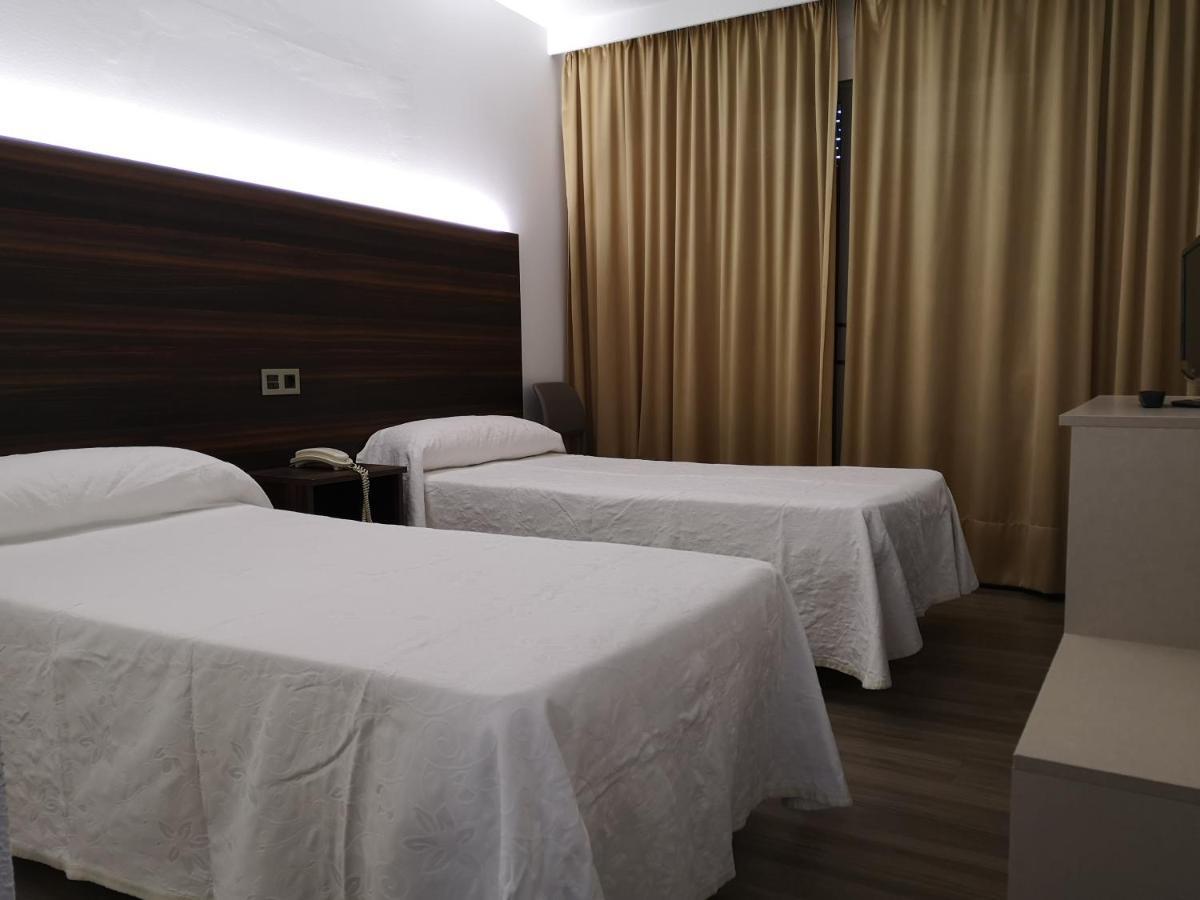 Hotel Ribera 산티아고 드 라 리베라 객실 사진